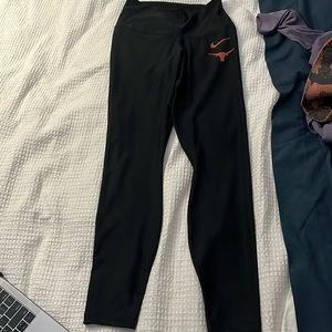 Nike blacks leggings with Texas long horns logo